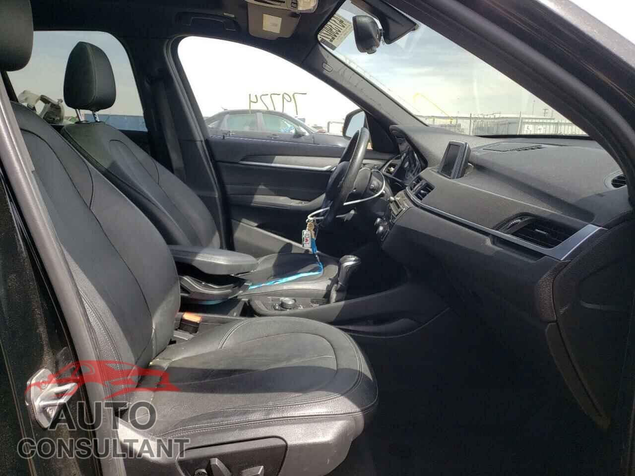 BMW X1 2017 - WBXHT3C35H5F78908
