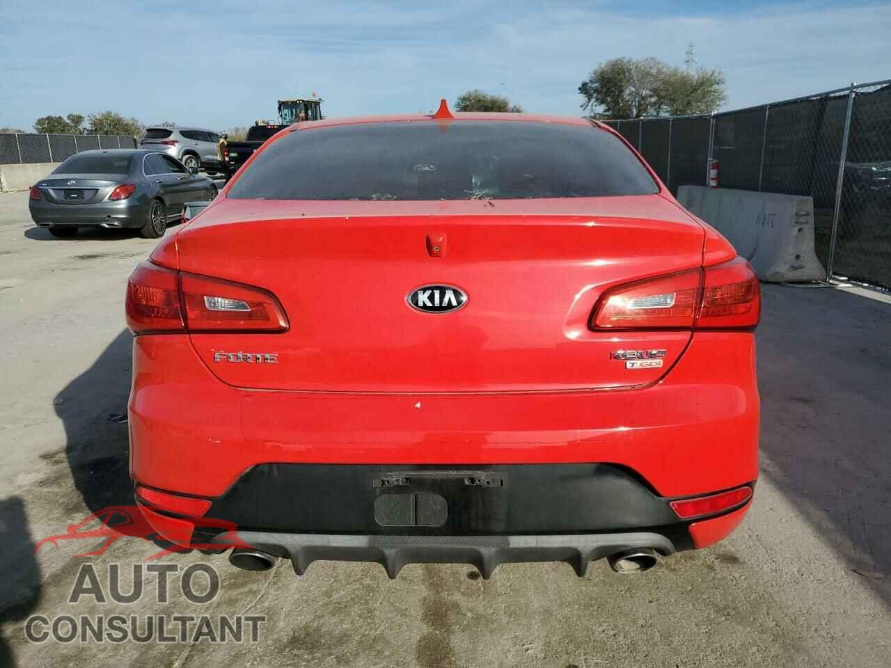 KIA FORTE 2015 - KNAFZ6A35F5379548