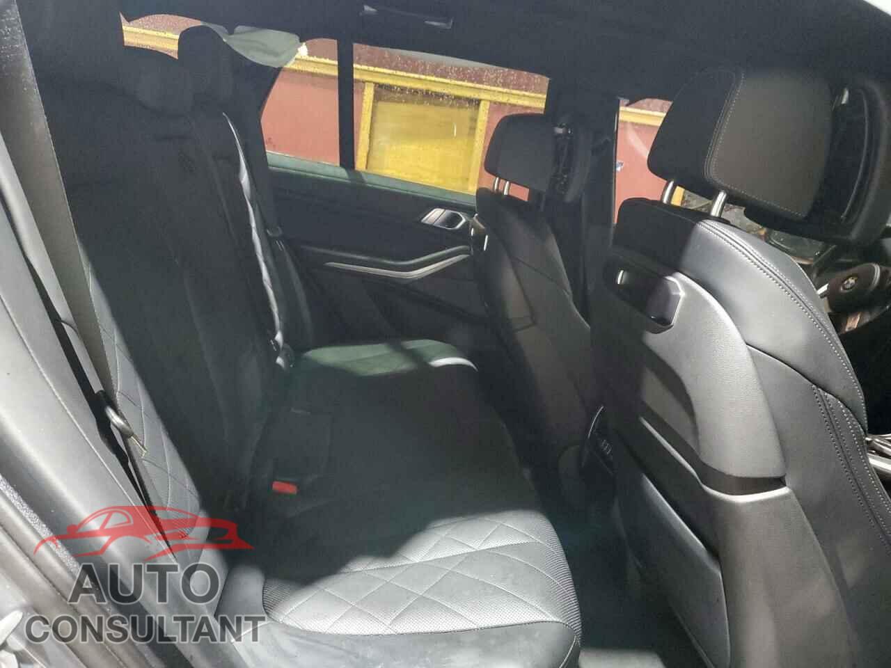 BMW X5 2025 - 5UX23EU06S9W70186