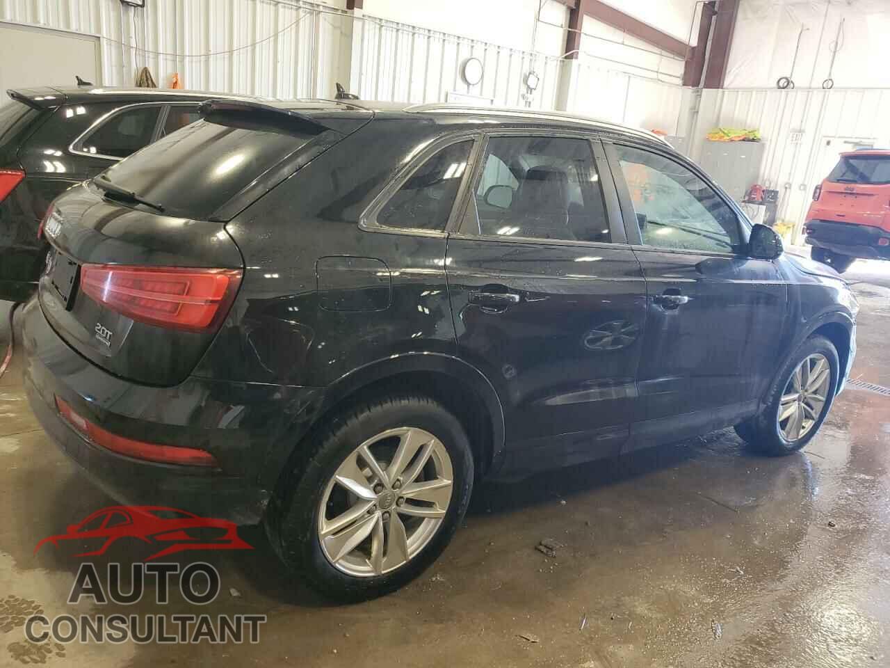 AUDI Q3 2017 - WA1ECCFSXHR012472