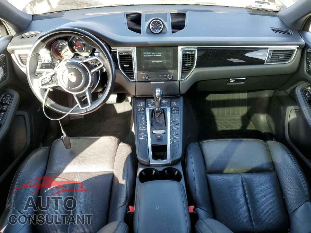 PORSCHE MACAN 2017 - WP1AA2A56HLB00779