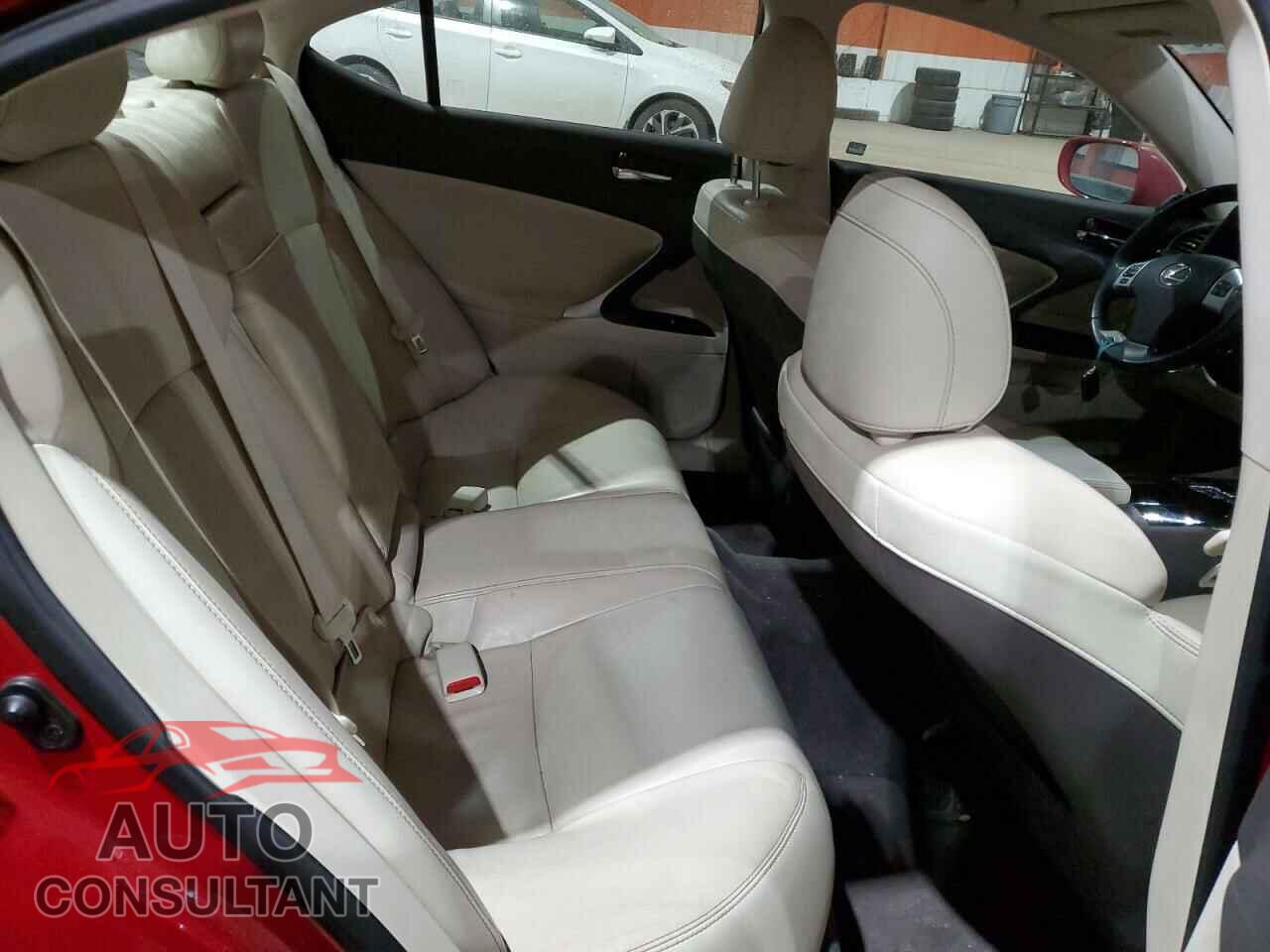 LEXUS IS 2013 - JTHCF5C29D5060999