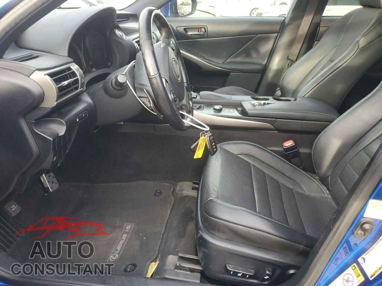 LEXUS IS 2016 - JTHBA1D25G5010431
