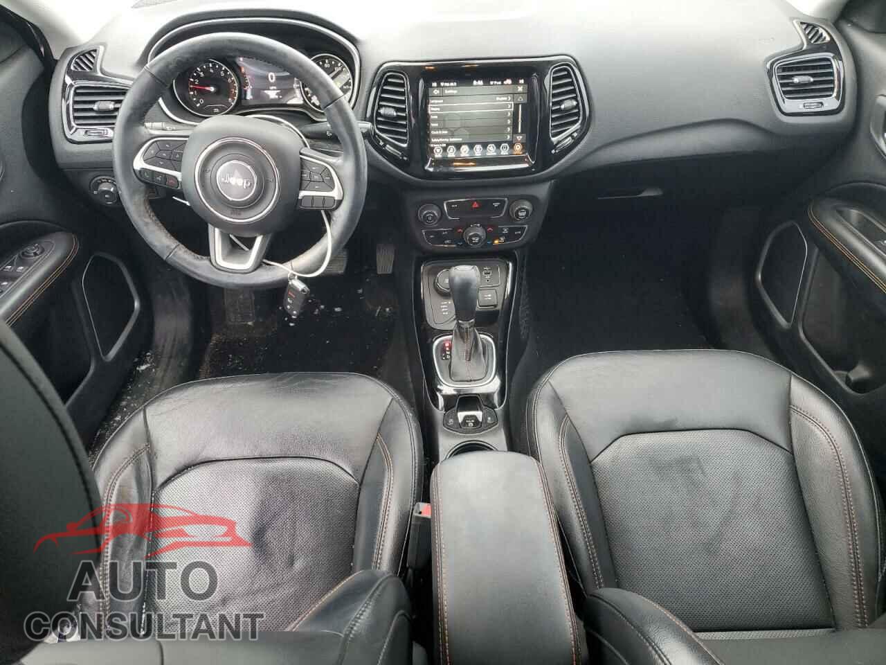 JEEP COMPASS 2019 - 3C4NJDCB9KT661359