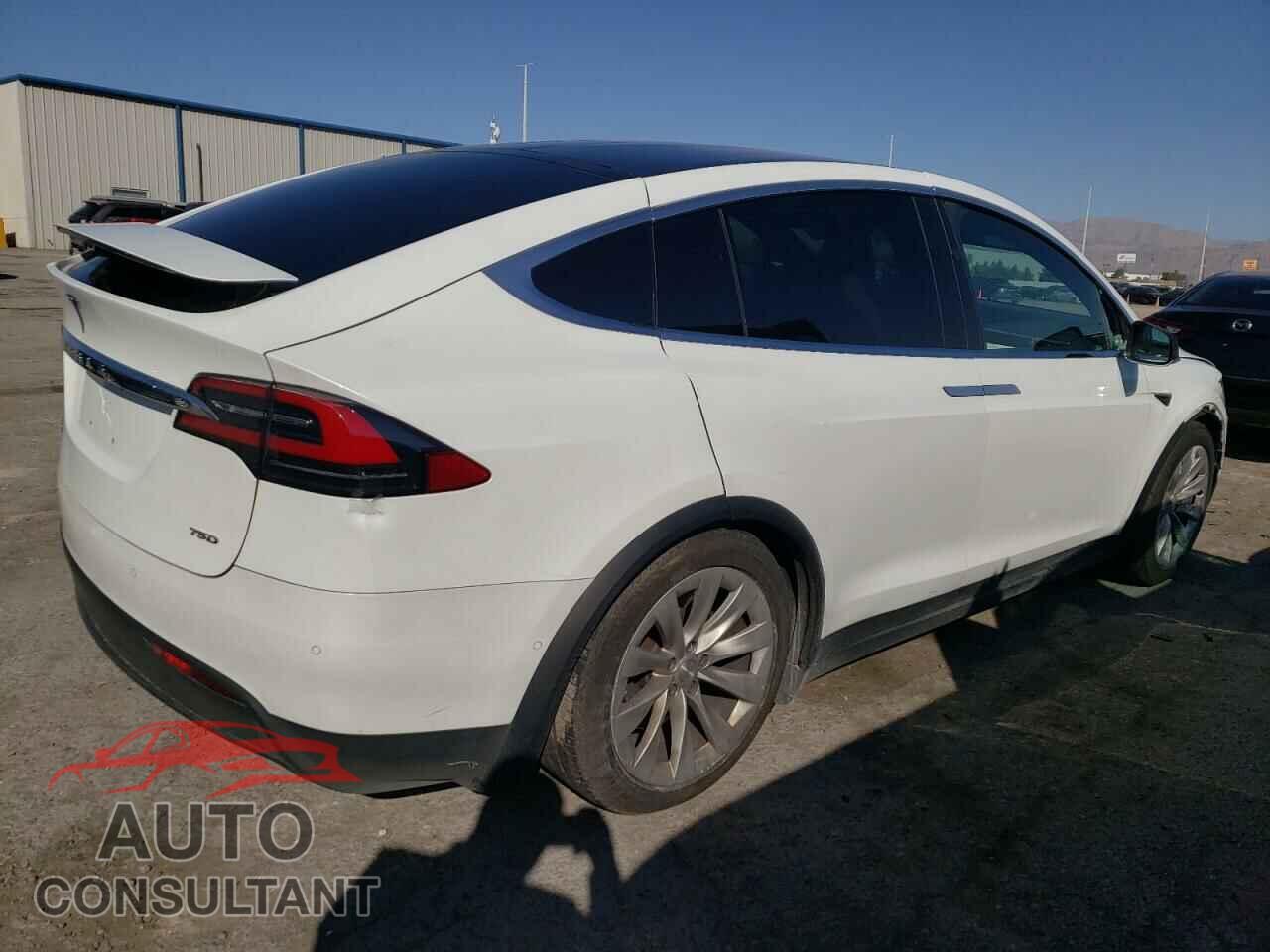 TESLA MODEL X 2017 - 5YJXCDE20HF068609