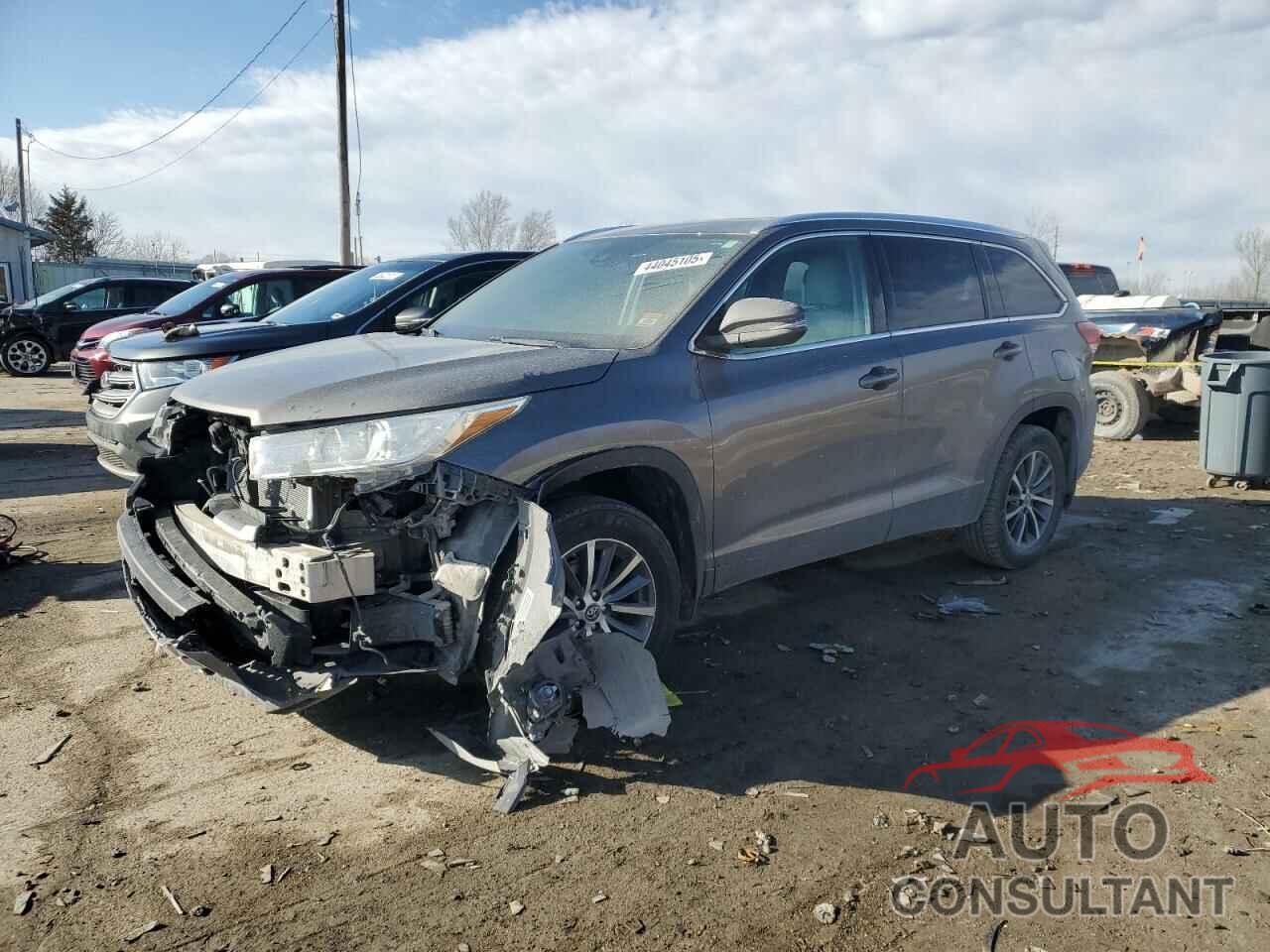 TOYOTA HIGHLANDER 2019 - 5TDJZRFH7KS583579