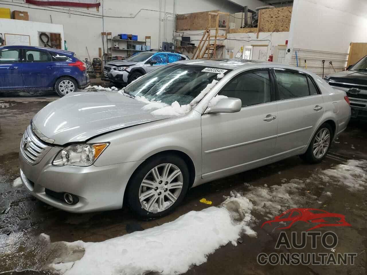 TOYOTA AVALON 2010 - 4T1BK3DB3AU369229