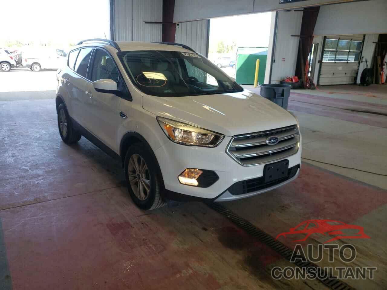 FORD ESCAPE 2018 - 1FMCU9GD5JUA26792