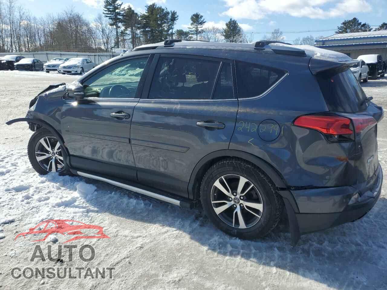 TOYOTA RAV4 2018 - JTMRFREV1JD228551