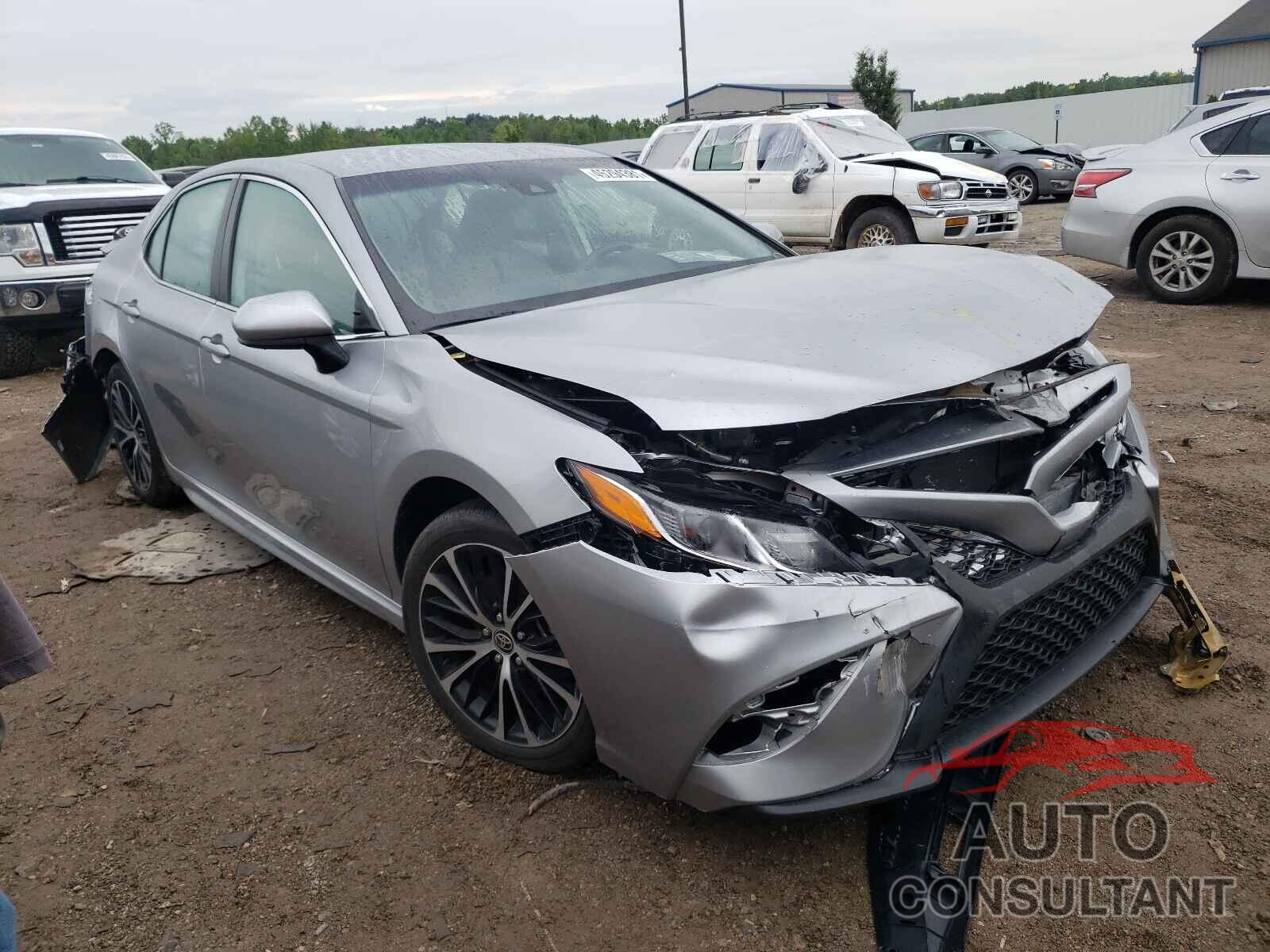 TOYOTA CAMRY 2020 - 4T1G11AK8LU360823