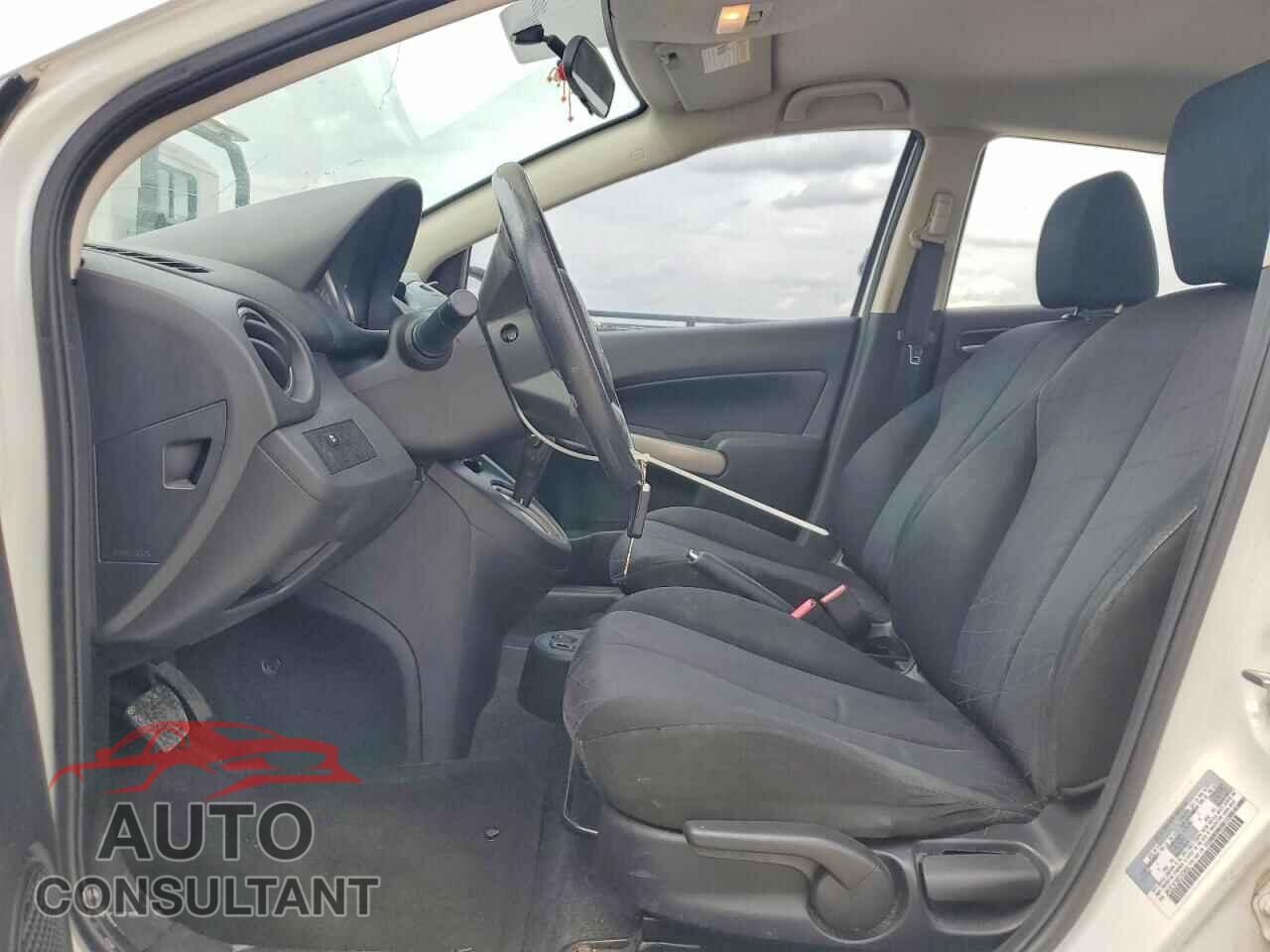MAZDA 2 2014 - JM1DE1KY9E0183482
