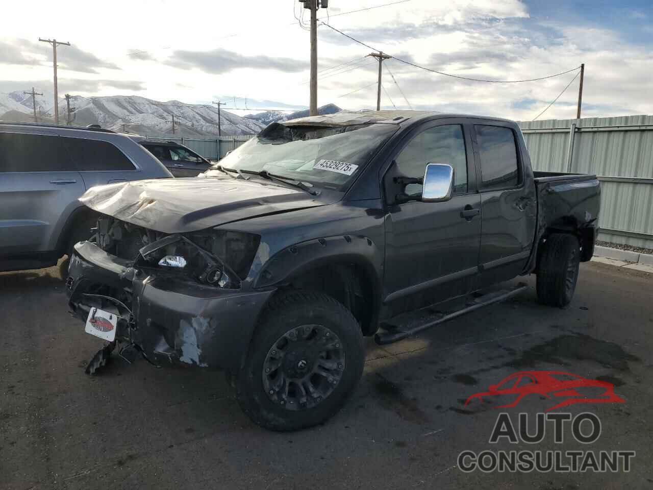 NISSAN TITAN 2013 - 1N6BA0EC2DN305708