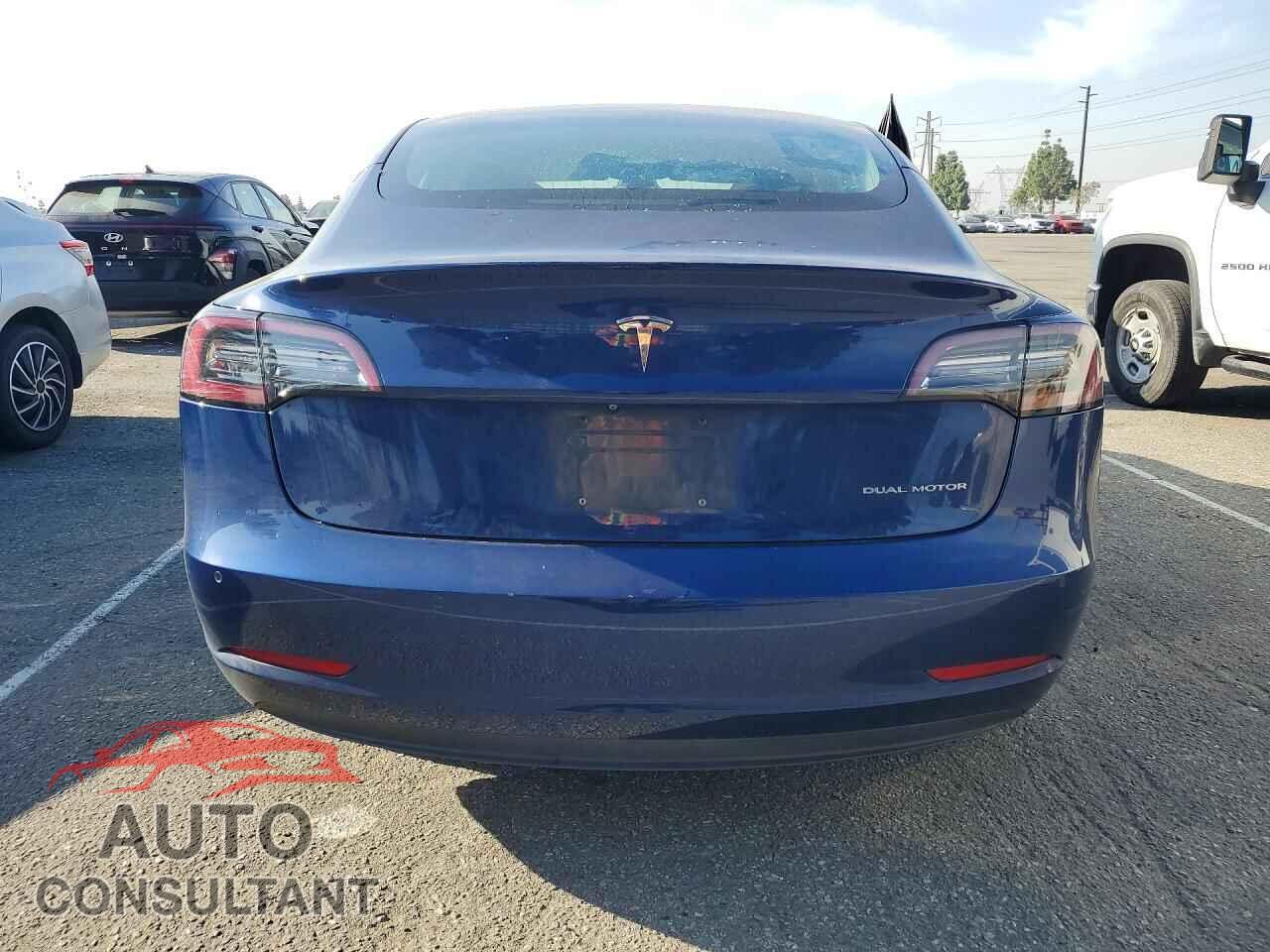 TESLA MODEL 3 2018 - 5YJ3E1EB9JF085146