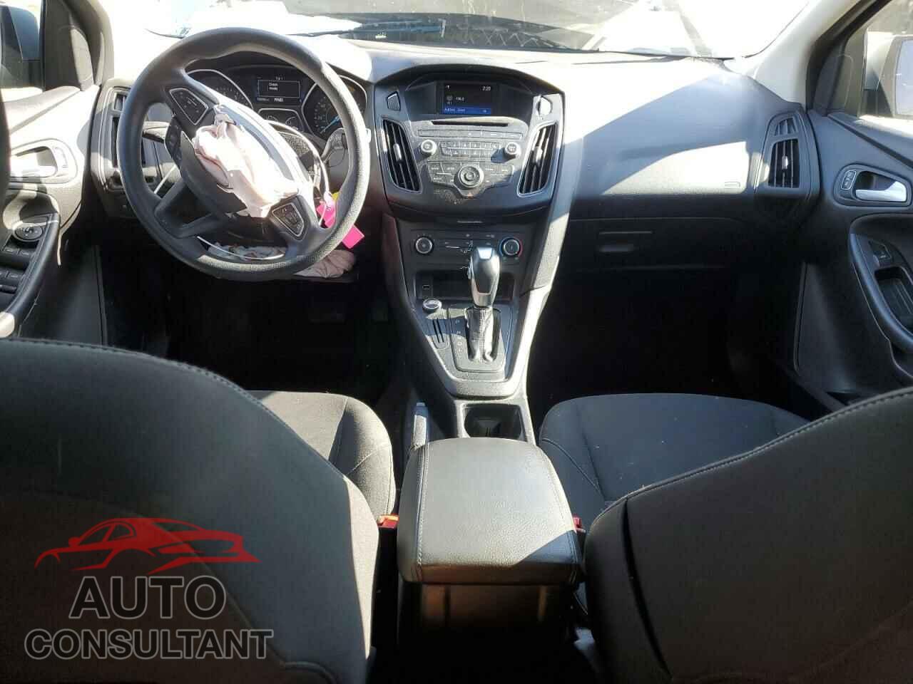 FORD FOCUS 2015 - 1FADP3F28FL201407