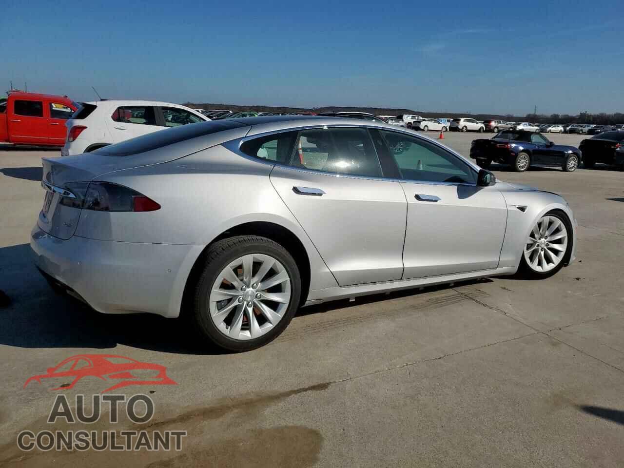 TESLA MODEL S 2018 - 5YJSA1E24JF263536