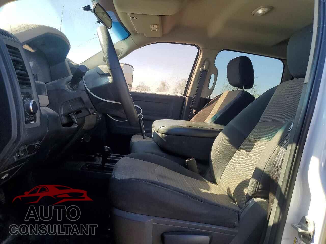 DODGE RAM 2500 2012 - 3C6UD5HL7CG319002