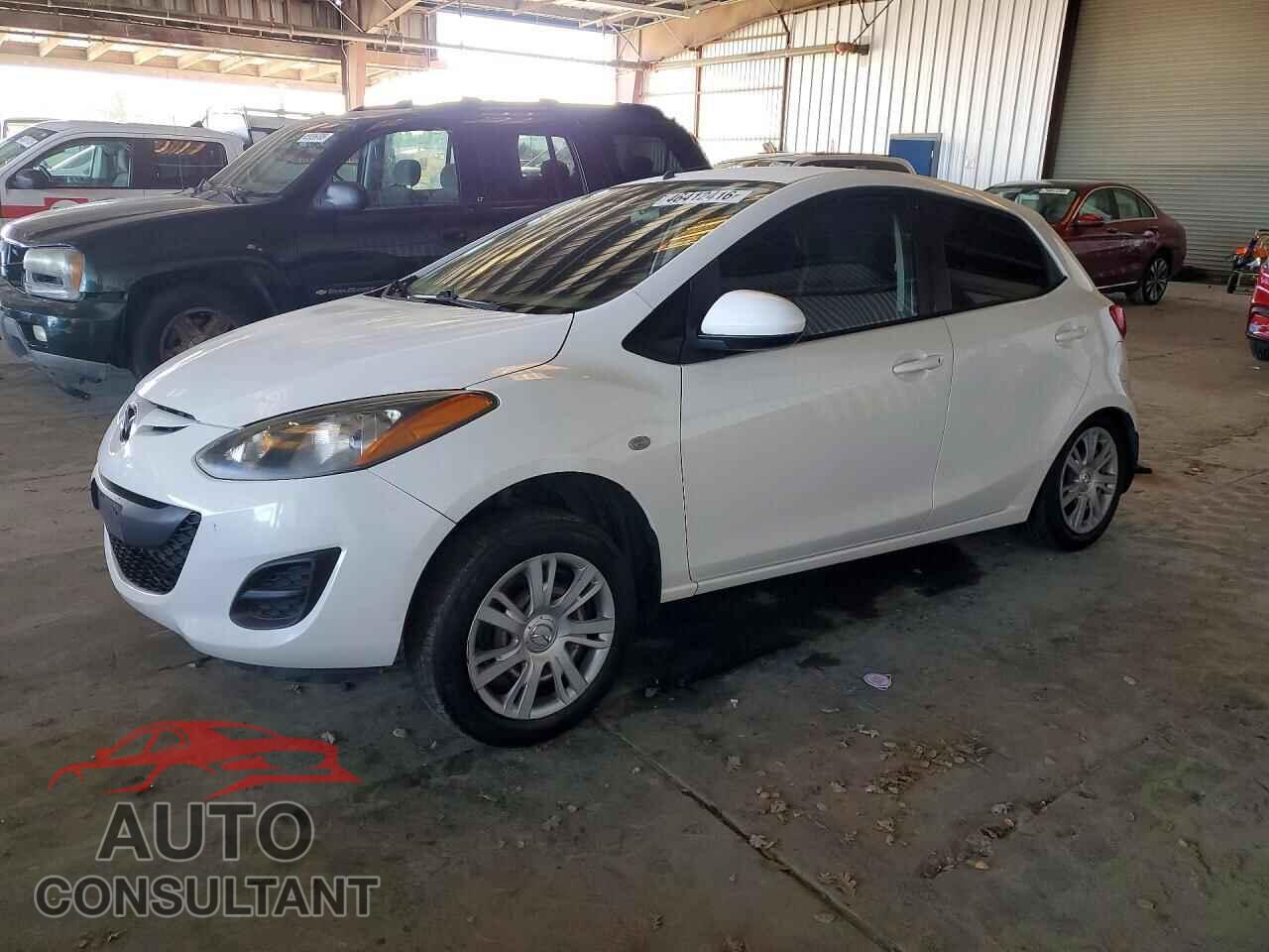 MAZDA 2 2011 - JM1DE1HZ2B0130635