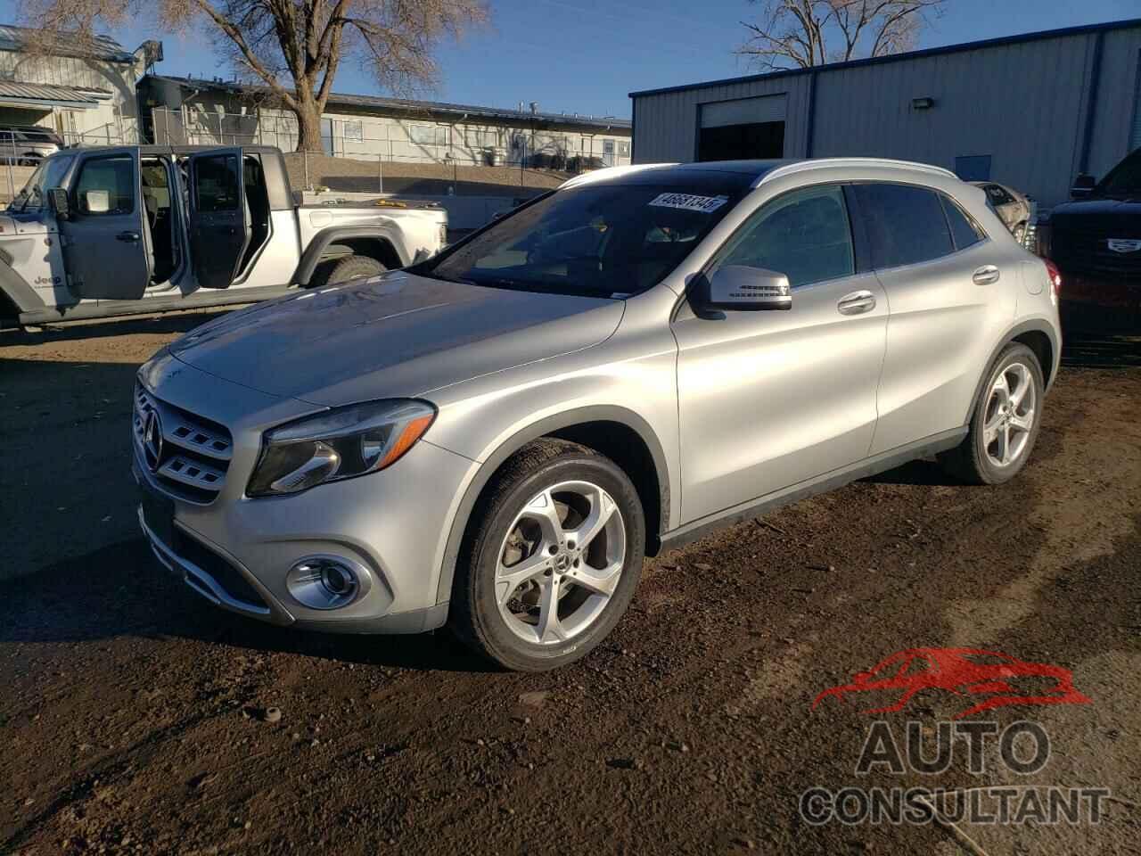 MERCEDES-BENZ GLA-CLASS 2018 - WDCTG4GB7JJ409156