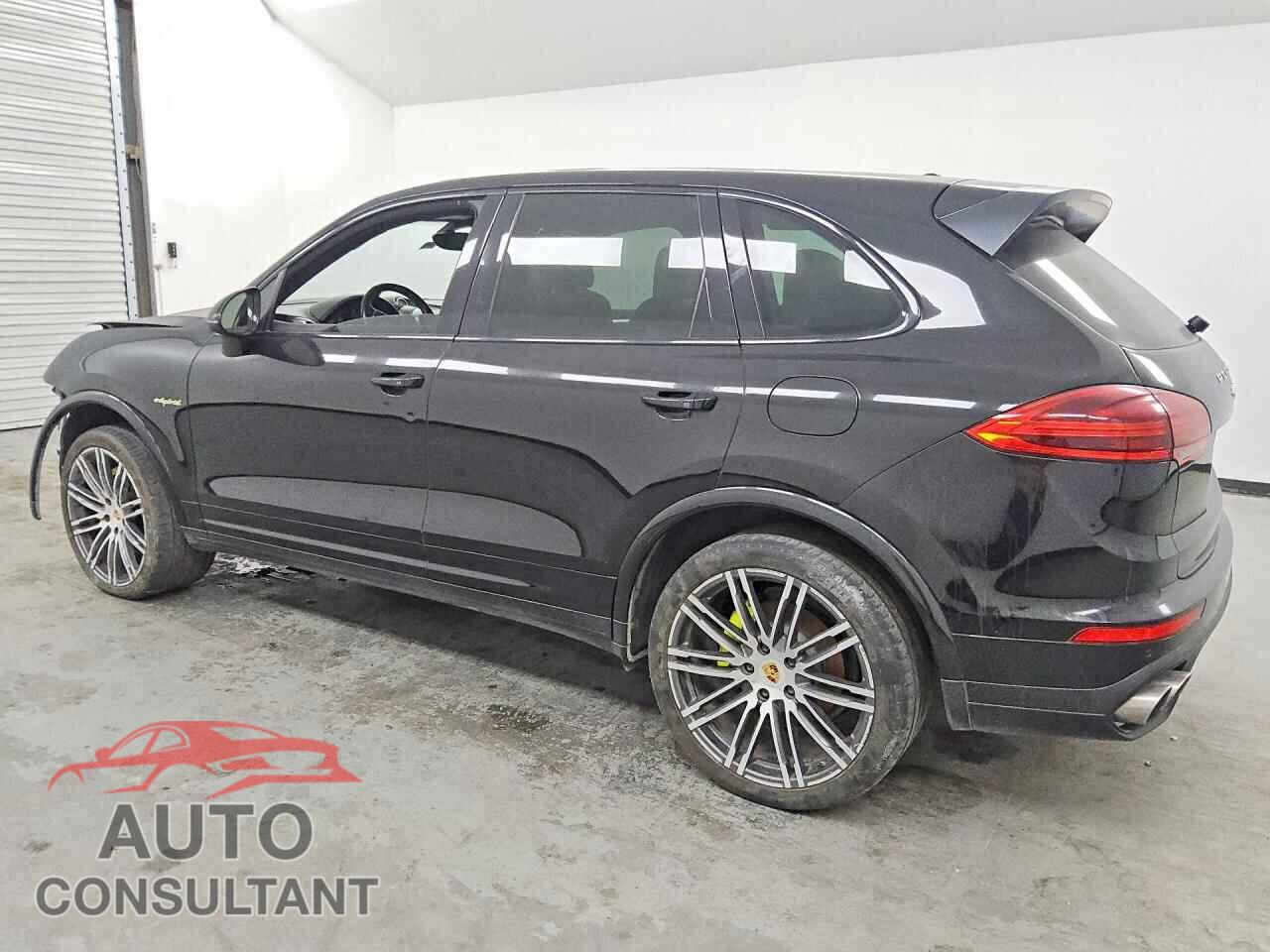 PORSCHE CAYENNE 2017 - WP1AE2A21HLA73310