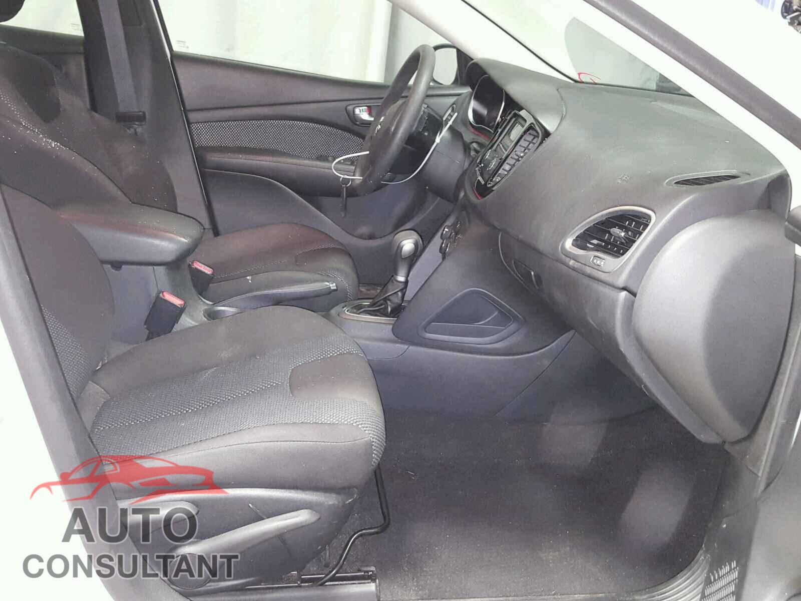 DODGE DART 2016 - 1C3CDFAA4GD750083
