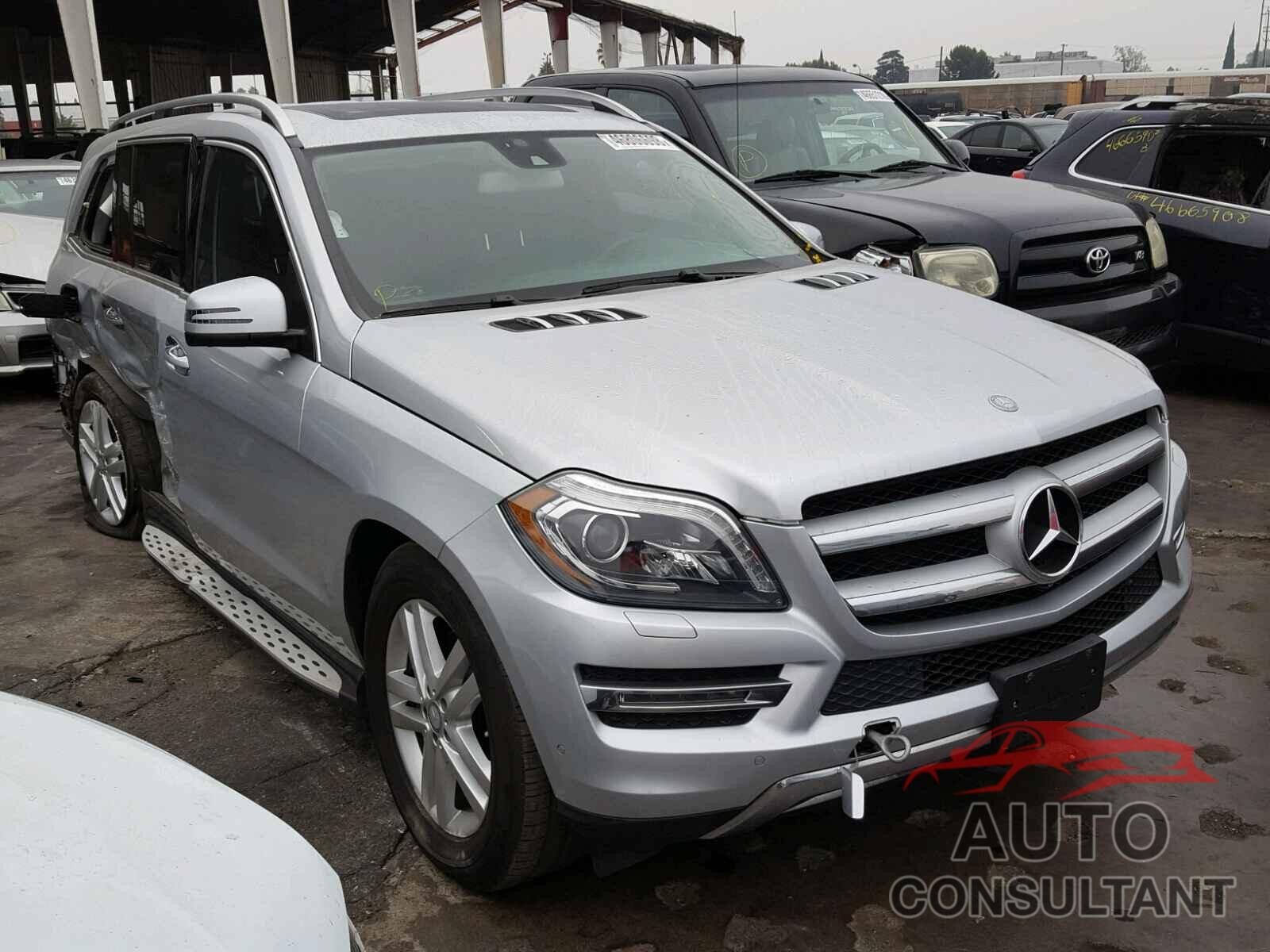 MERCEDES-BENZ GL 450 4MATIC 2016 - 4JGDF6EE9GA707539