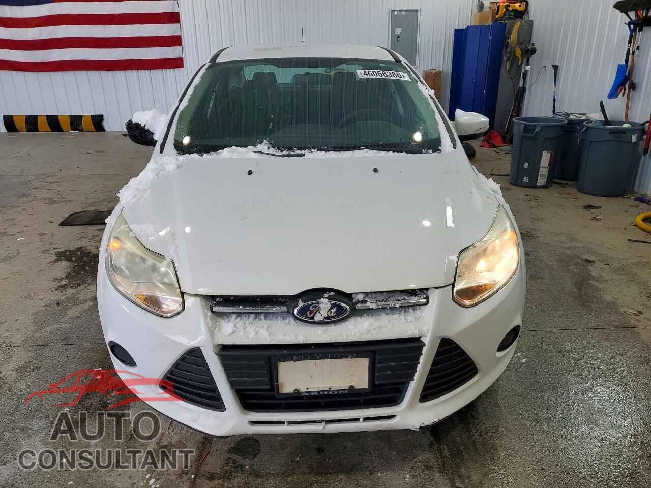 FORD FOCUS 2013 - 1FADP3F29DL360806