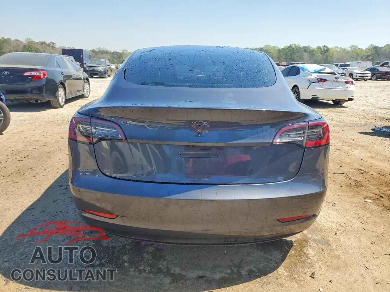 TESLA MODEL 3 2021 - 5YJ3E1EA3MF020840