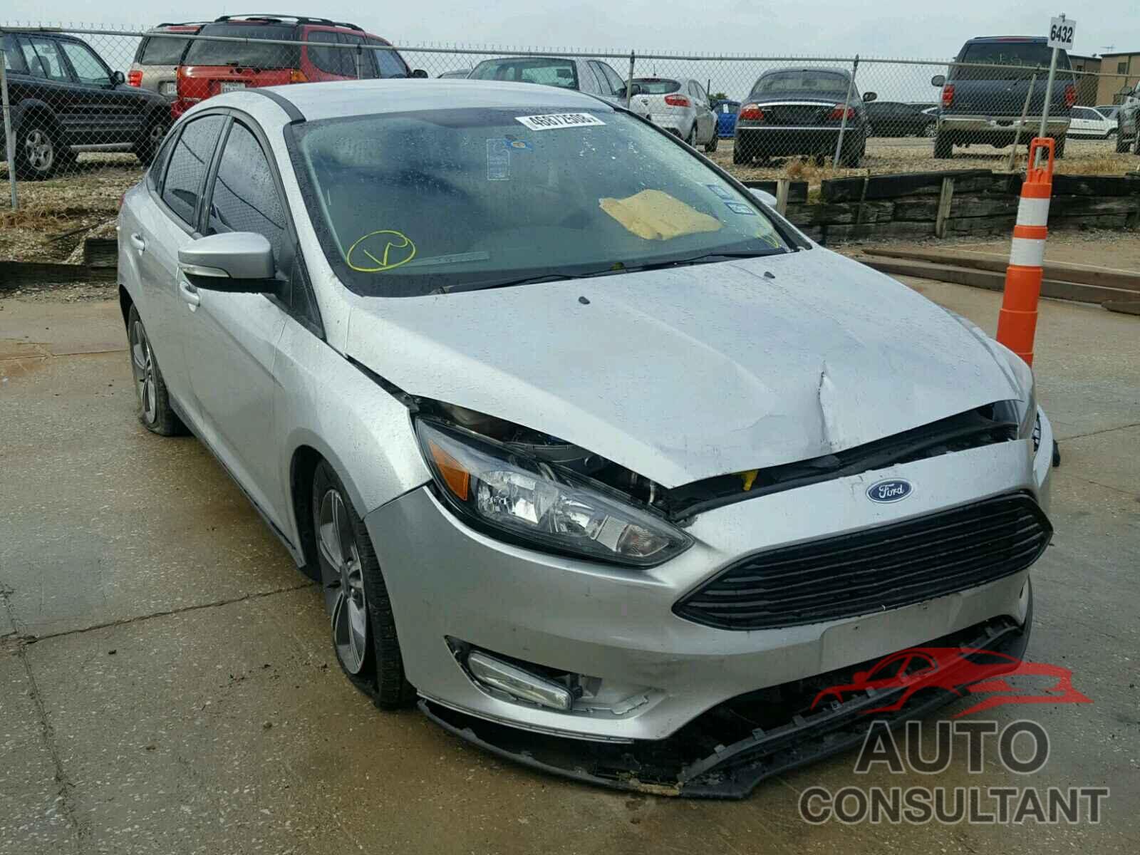 FORD FOCUS 2017 - 1FADP3FE4HL284055