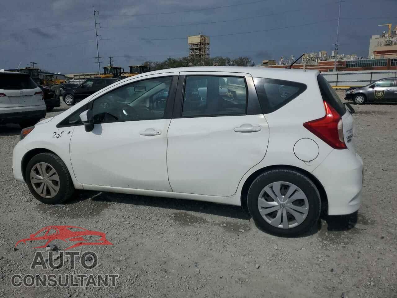 NISSAN VERSA 2017 - 3N1CE2CP5HL368078