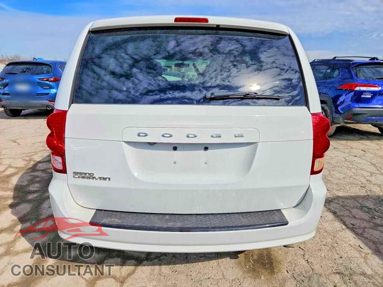 DODGE CARAVAN 2015 - 2C4RDGCG3FR623821