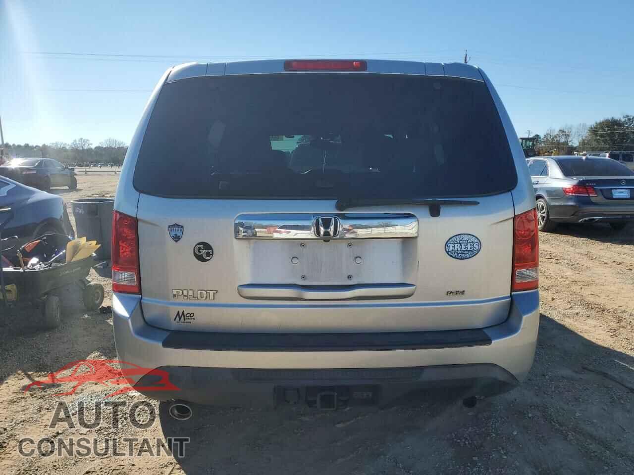 HONDA PILOT 2013 - 5FNYF3H5XDB007788