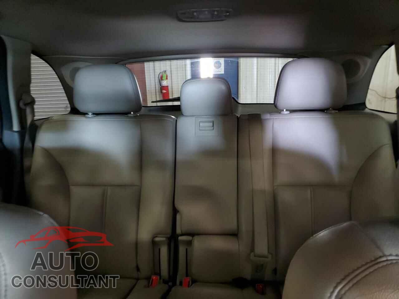 FORD EDGE 2011 - 2FMDK3KC8BBA19297