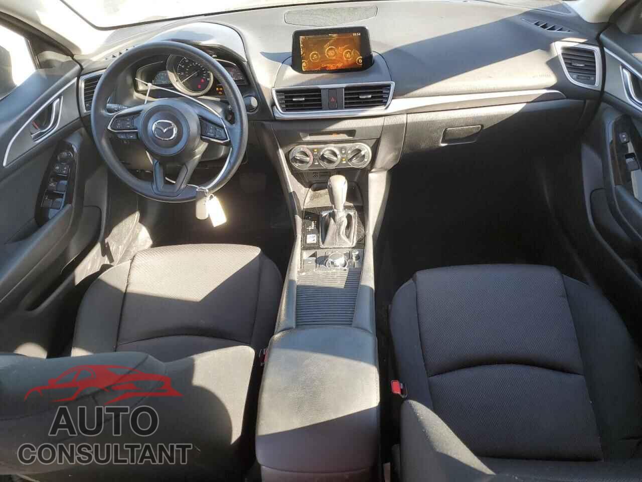 MAZDA 3 2017 - 3MZBN1U74HM126360