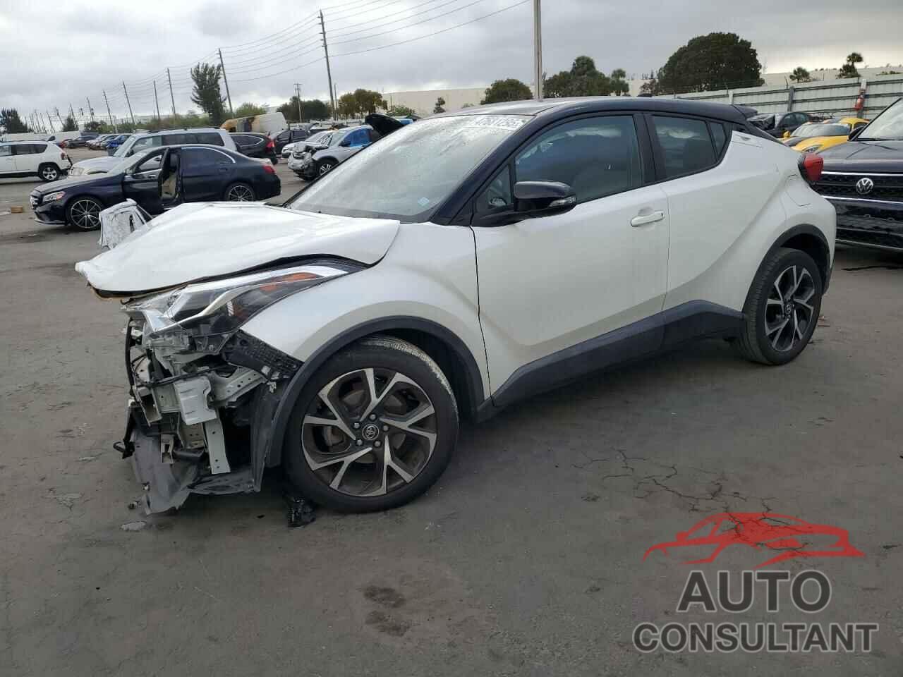 TOYOTA C-HR 2019 - NMTKHMBX8KR084750
