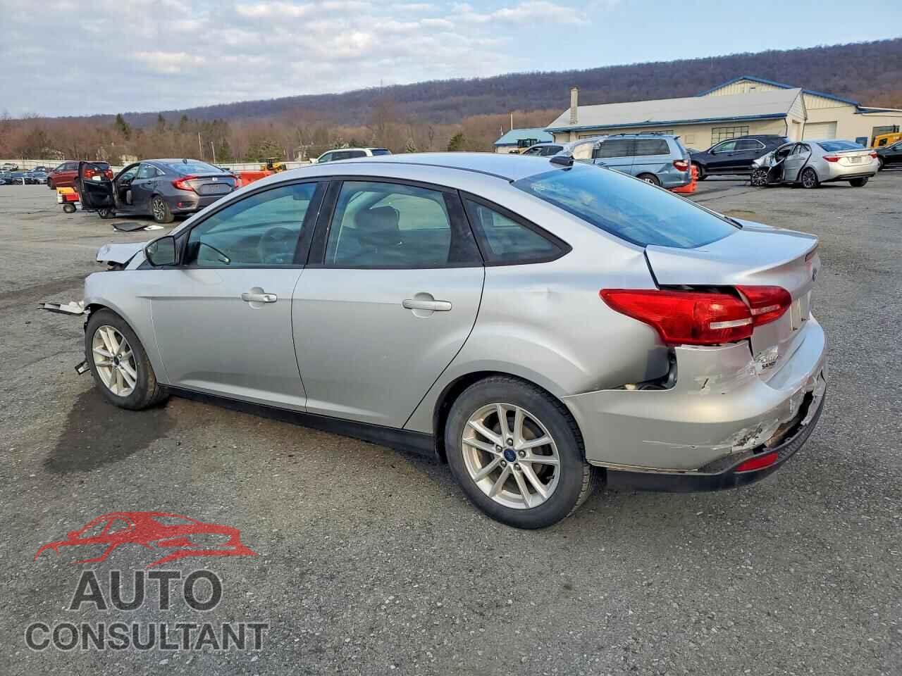FORD FOCUS 2017 - 1FADP3F24HL330764