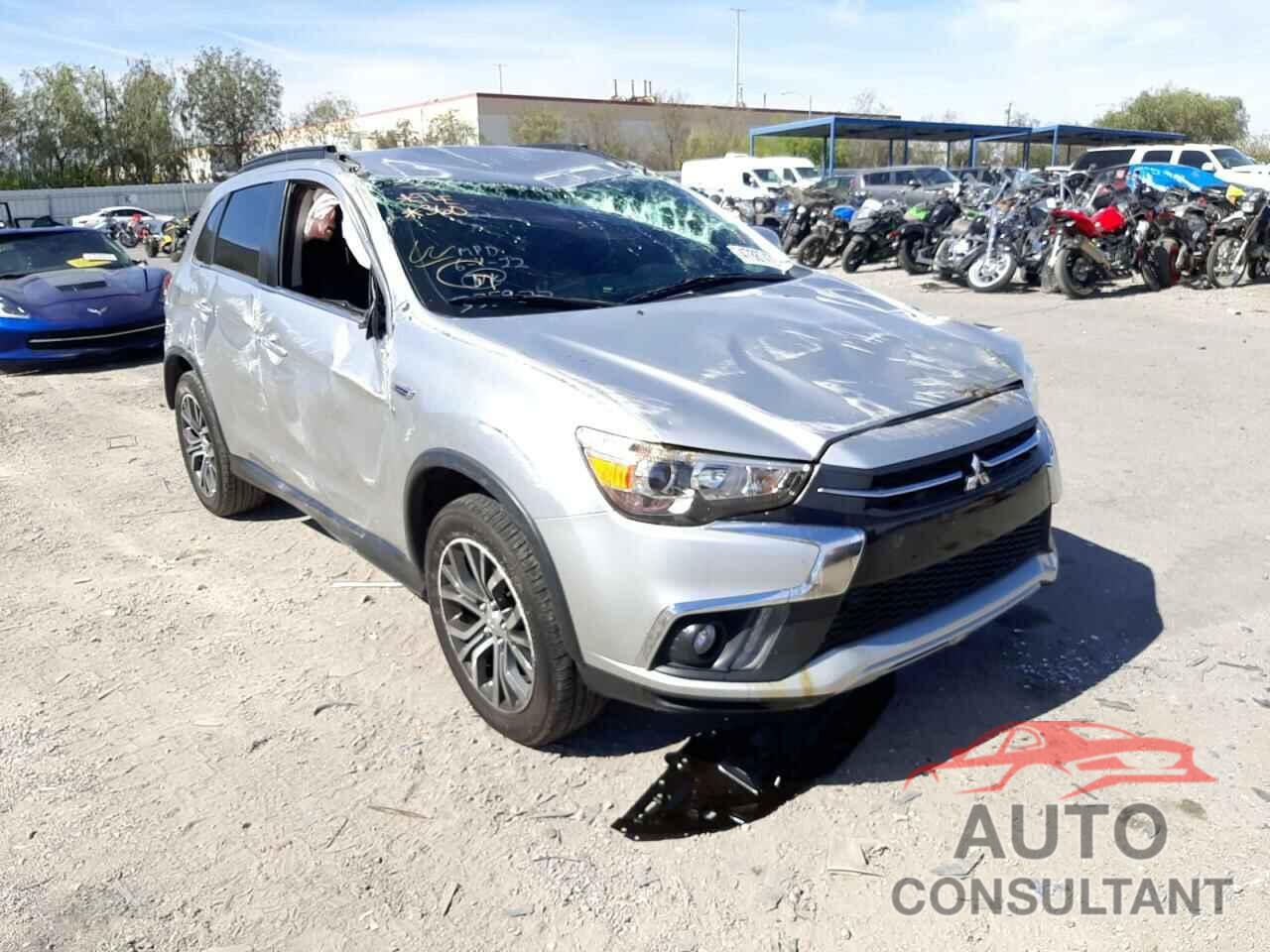 MITSUBISHI OUTLANDER 2018 - JA4AR4AW0JU002520