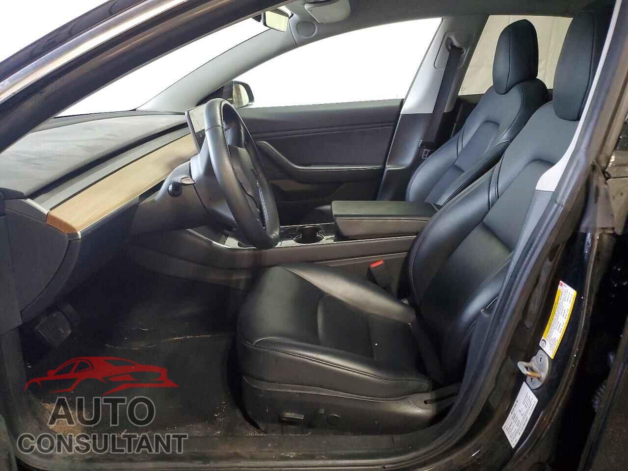 TESLA MODEL 3 2019 - 5YJ3E1EB6KF208872