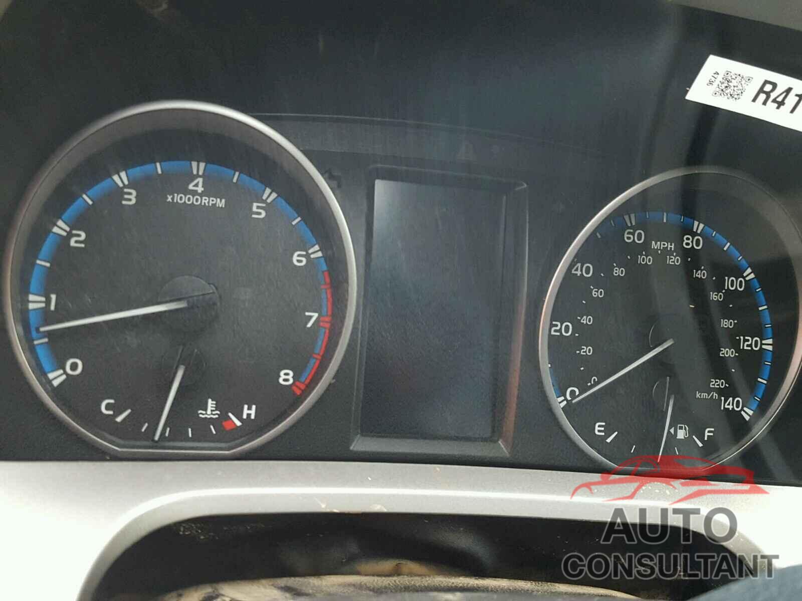 TOYOTA RAV4 XLE 2018 - 2T3RFREV6JW808493