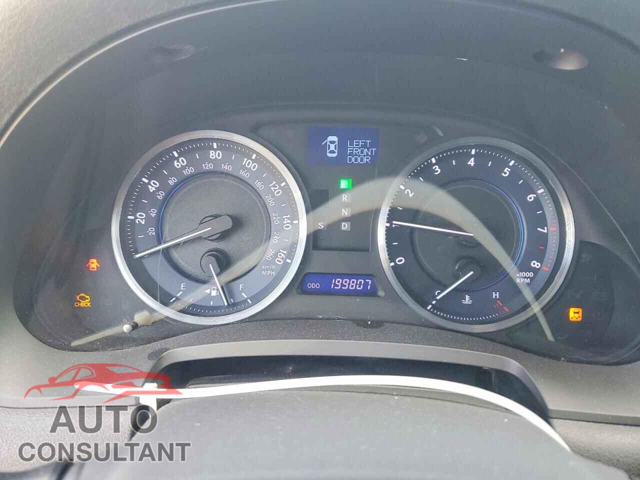 LEXUS IS 2011 - JTHBF5C25B5137067