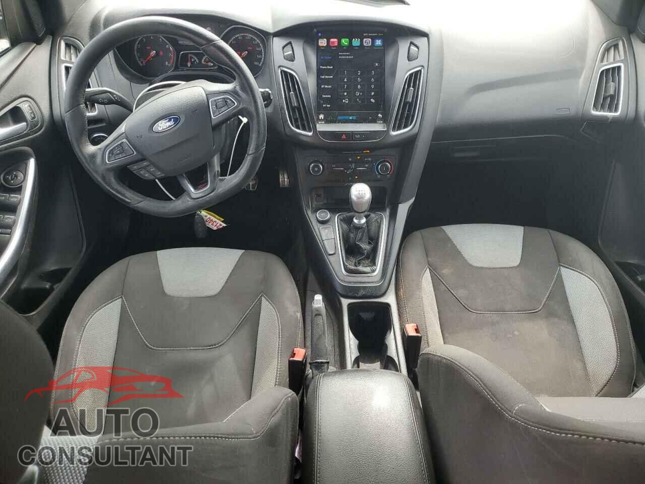 FORD FOCUS 2016 - 1FADP3L98GL342657