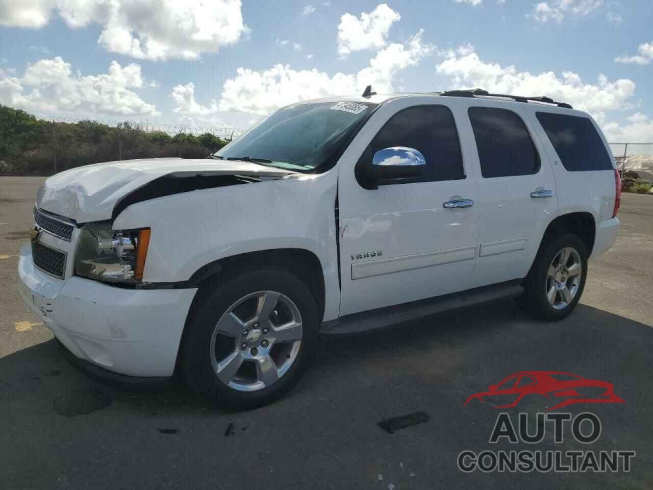 CHEVROLET TAHOE 2013 - 1GNSCBE09DR236224