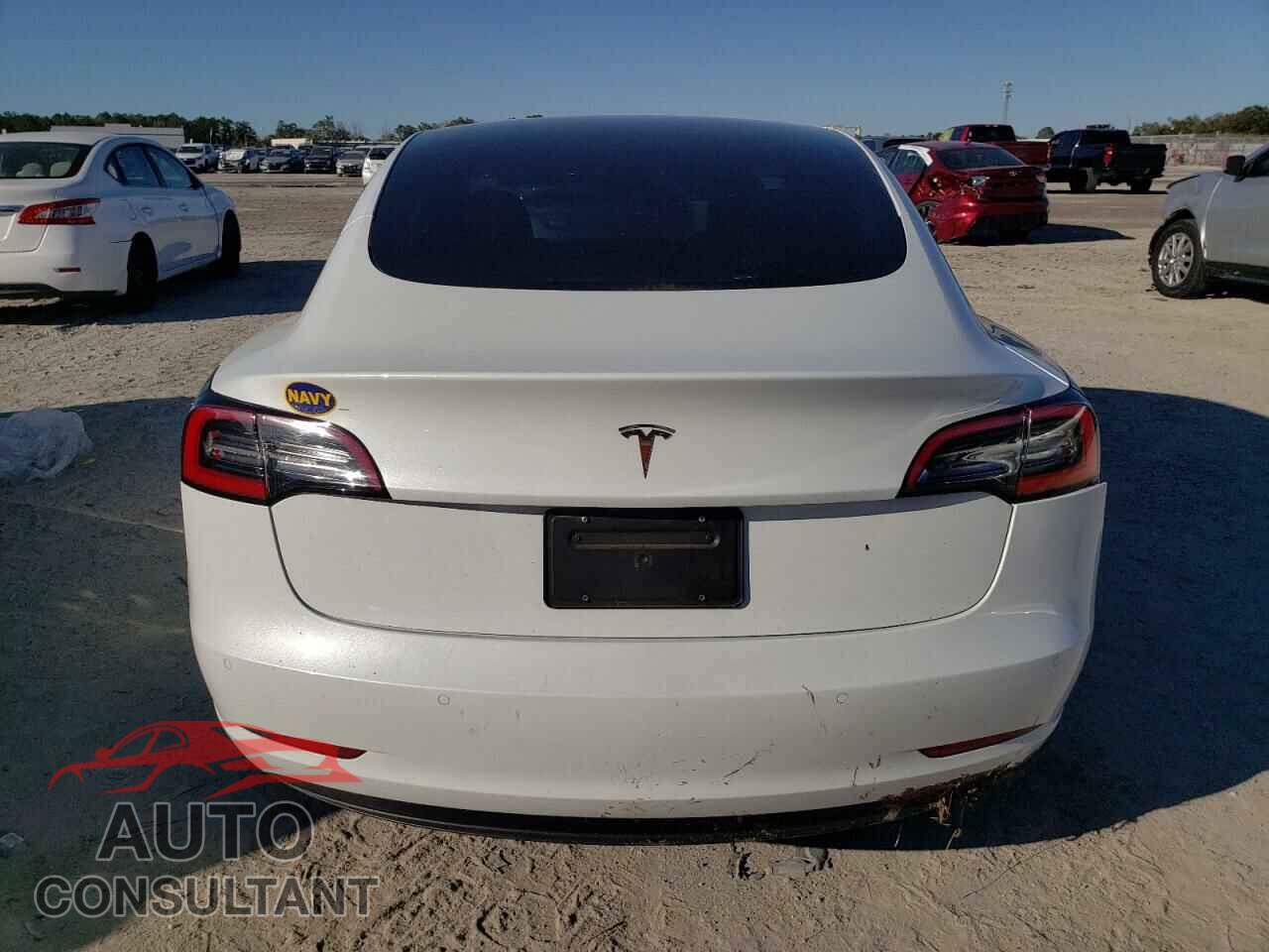 TESLA MODEL 3 2021 - 5YJ3E1EAXMF908338