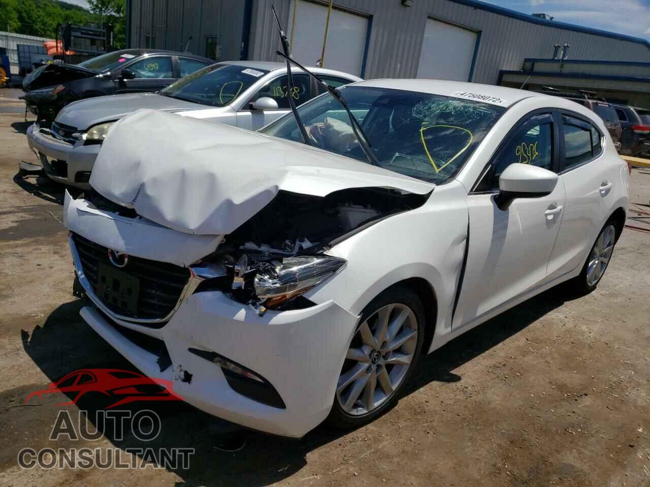MAZDA 3 2017 - 3MZBN1L78HM113306