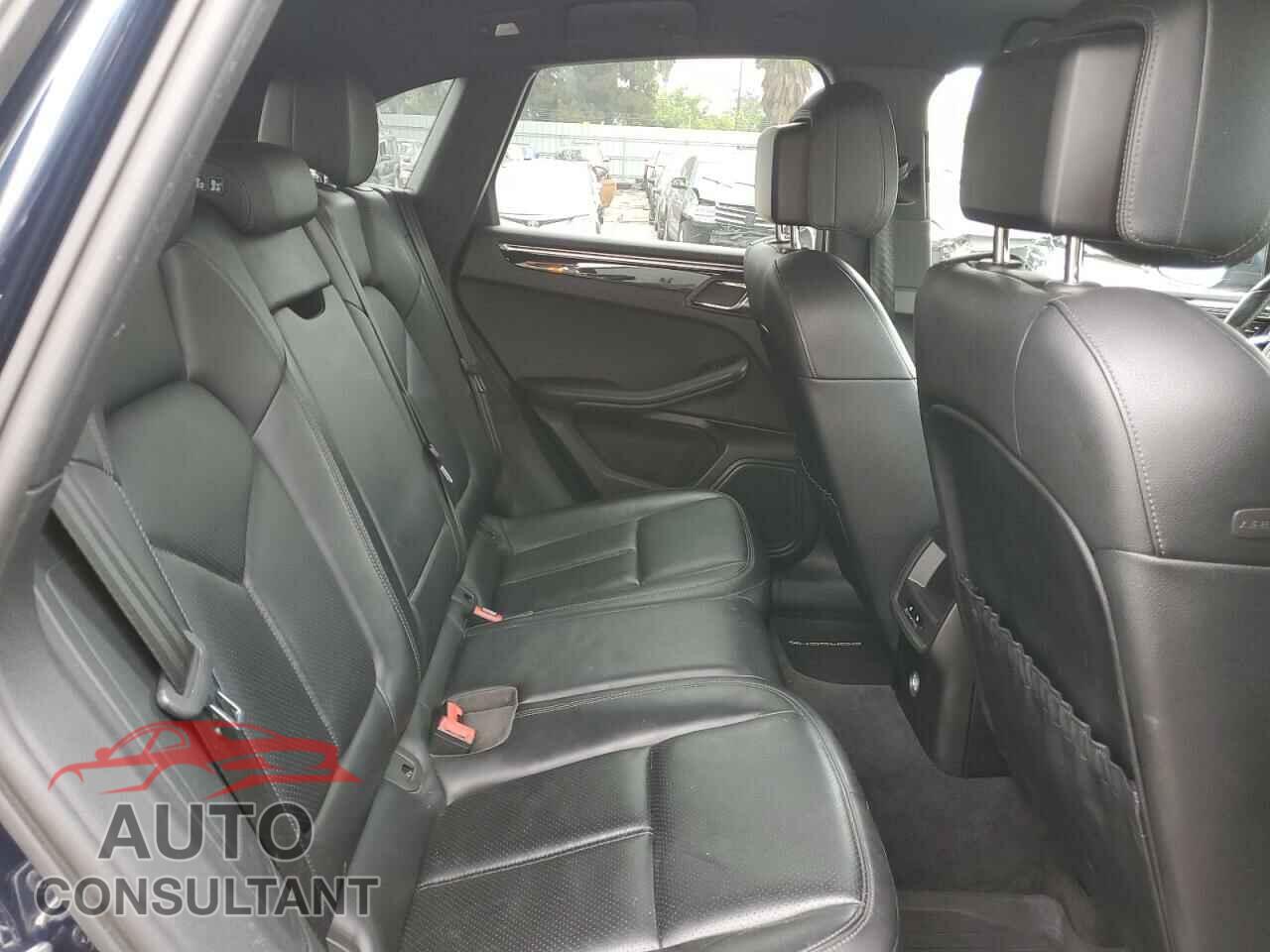 PORSCHE MACAN 2015 - WP1AB2A52FLB44451