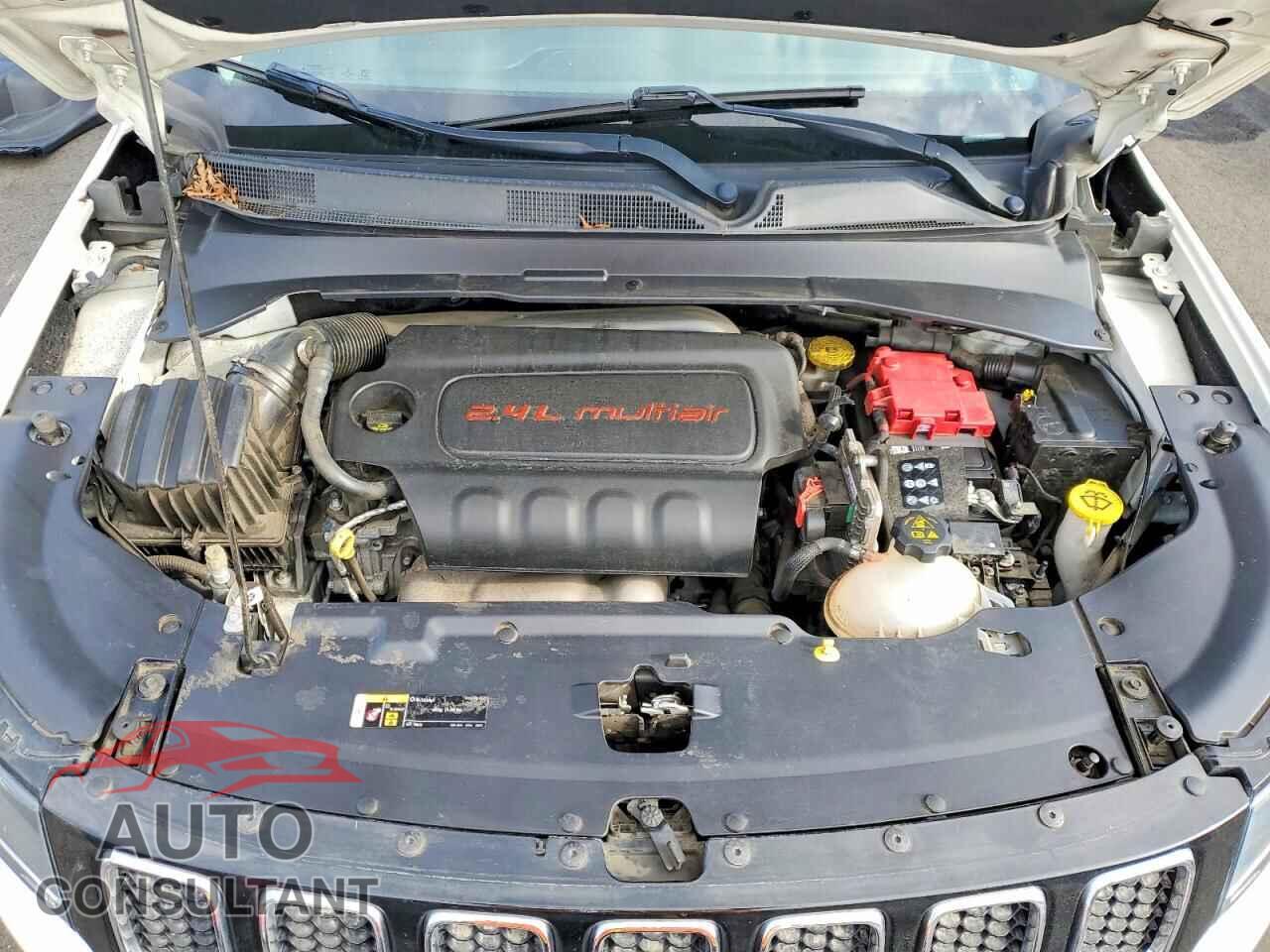 JEEP COMPASS 2020 - 3C4NJDBB8LT216663