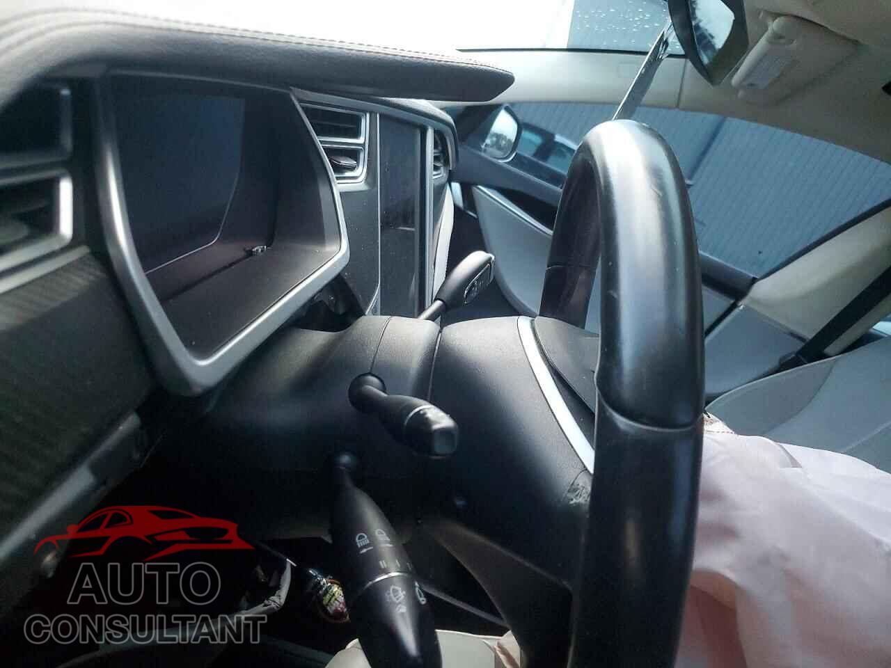 TESLA MODEL S 2013 - 5YJSA1CP2DFP27720