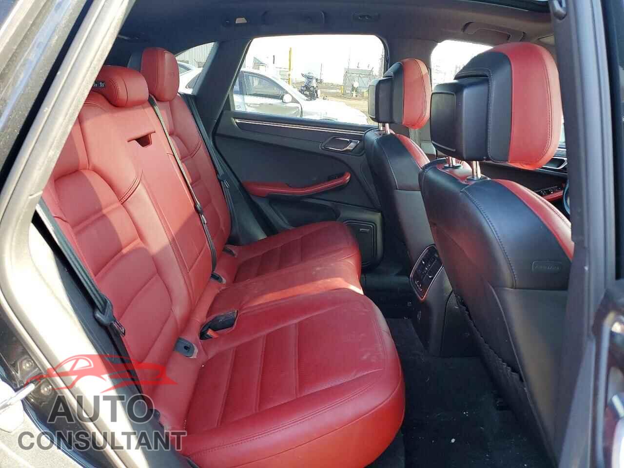 PORSCHE MACAN 2017 - WP1AG2A55HLB54704