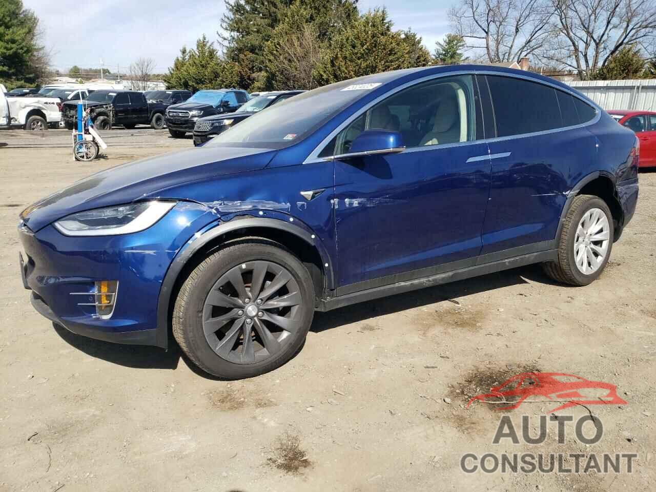 TESLA MODEL X 2017 - 5YJXCDE22HF040293