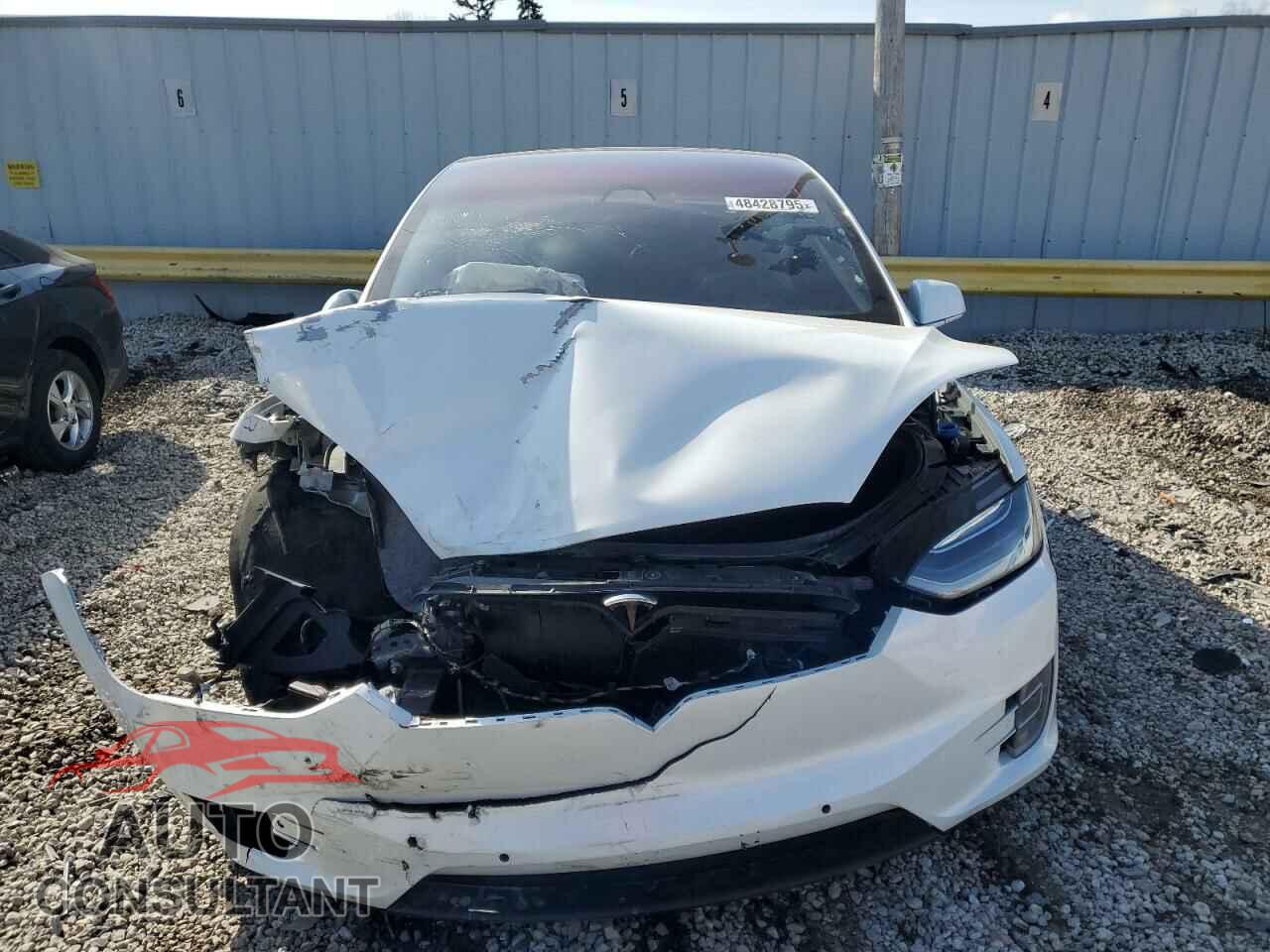 TESLA MODEL X 2017 - 5YJXCBE21HF054304
