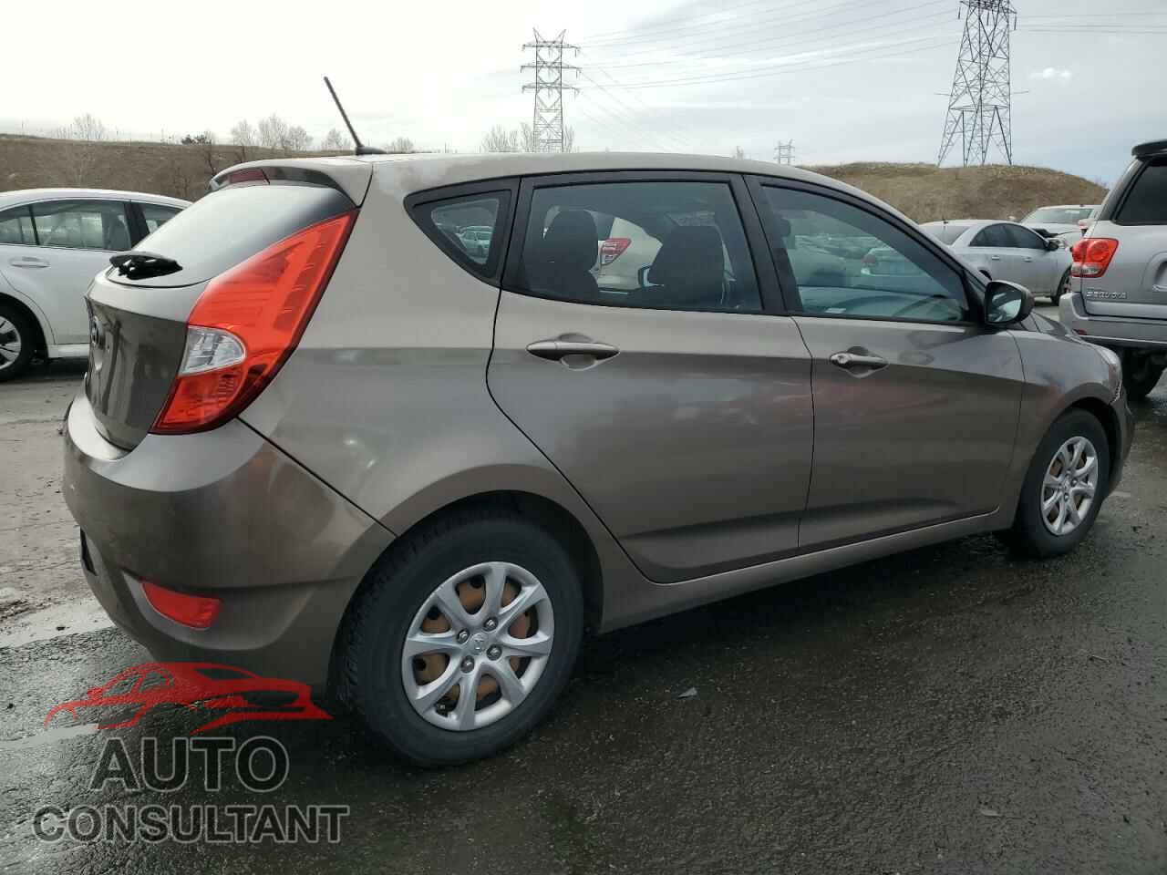 HYUNDAI ACCENT 2013 - KMHCT5AE5DU068574